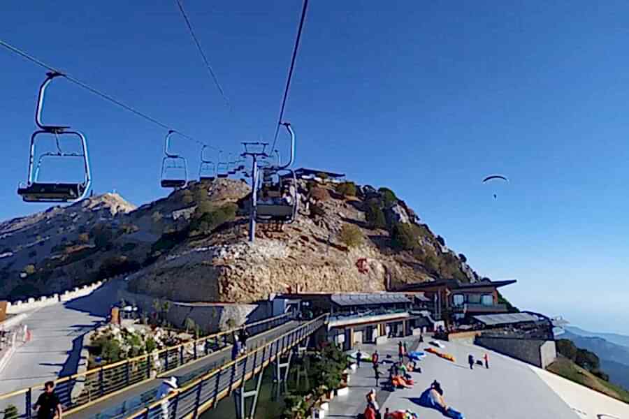 Teleferikle Ölüdeniz’den Babadağ’ın zirvesine çıkın